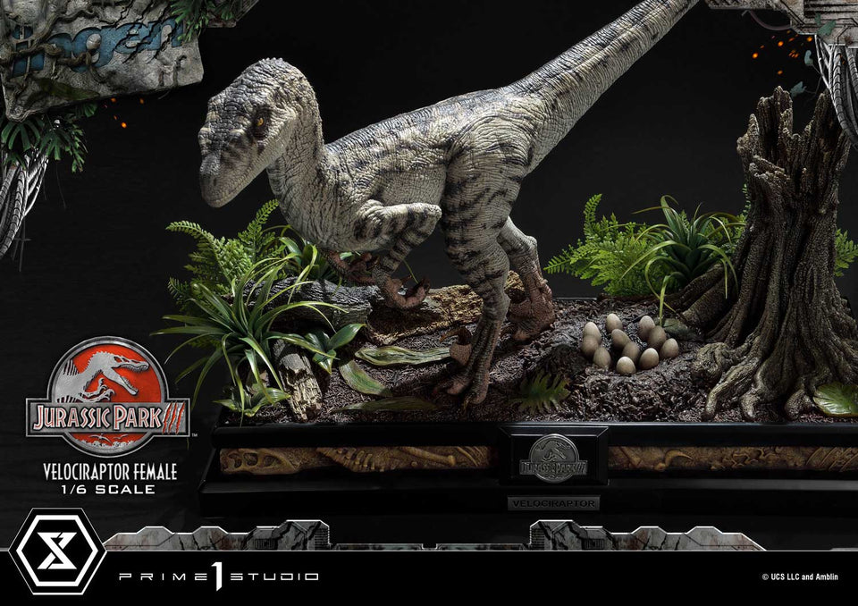Prime 1 Studio Velociraptor Female (Bonus Version) 1/6 Scale Statue