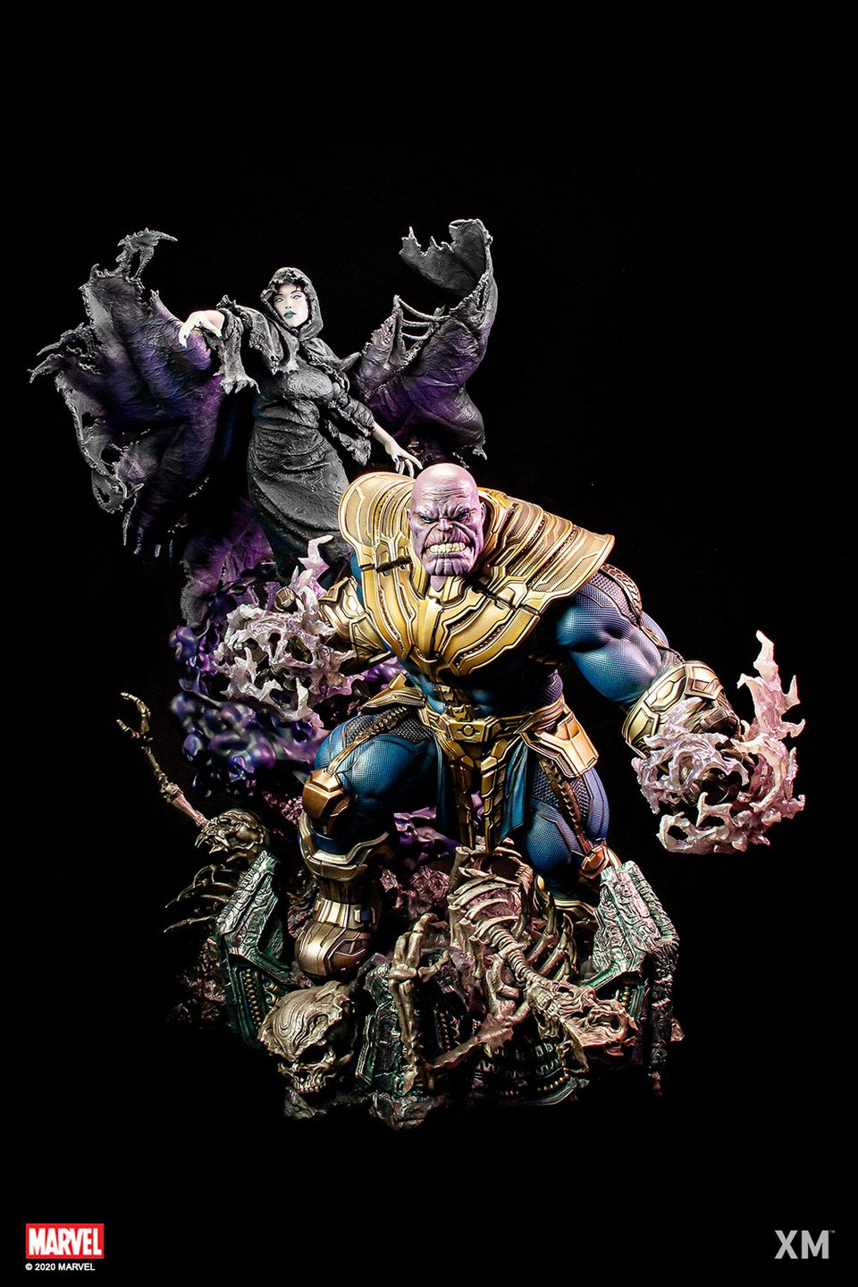 XM Studios Thanos and Lady Death (Exclusive) 1:4 Scale Statue