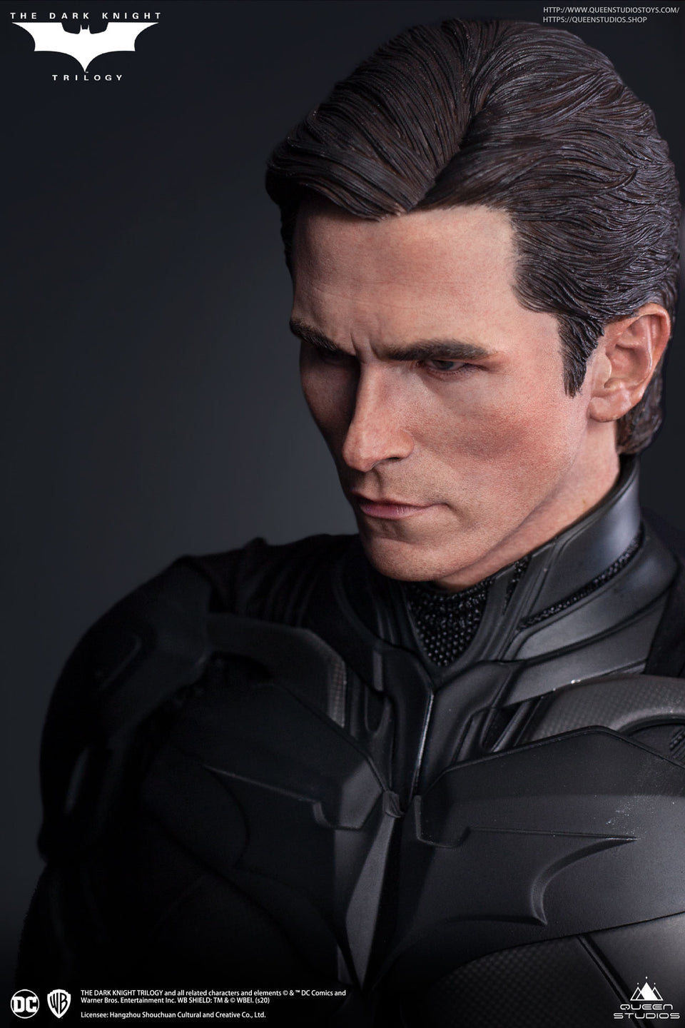 Queen Studios Batman / The Dark Knight (Regular Edition) 1:3 Scale Statue