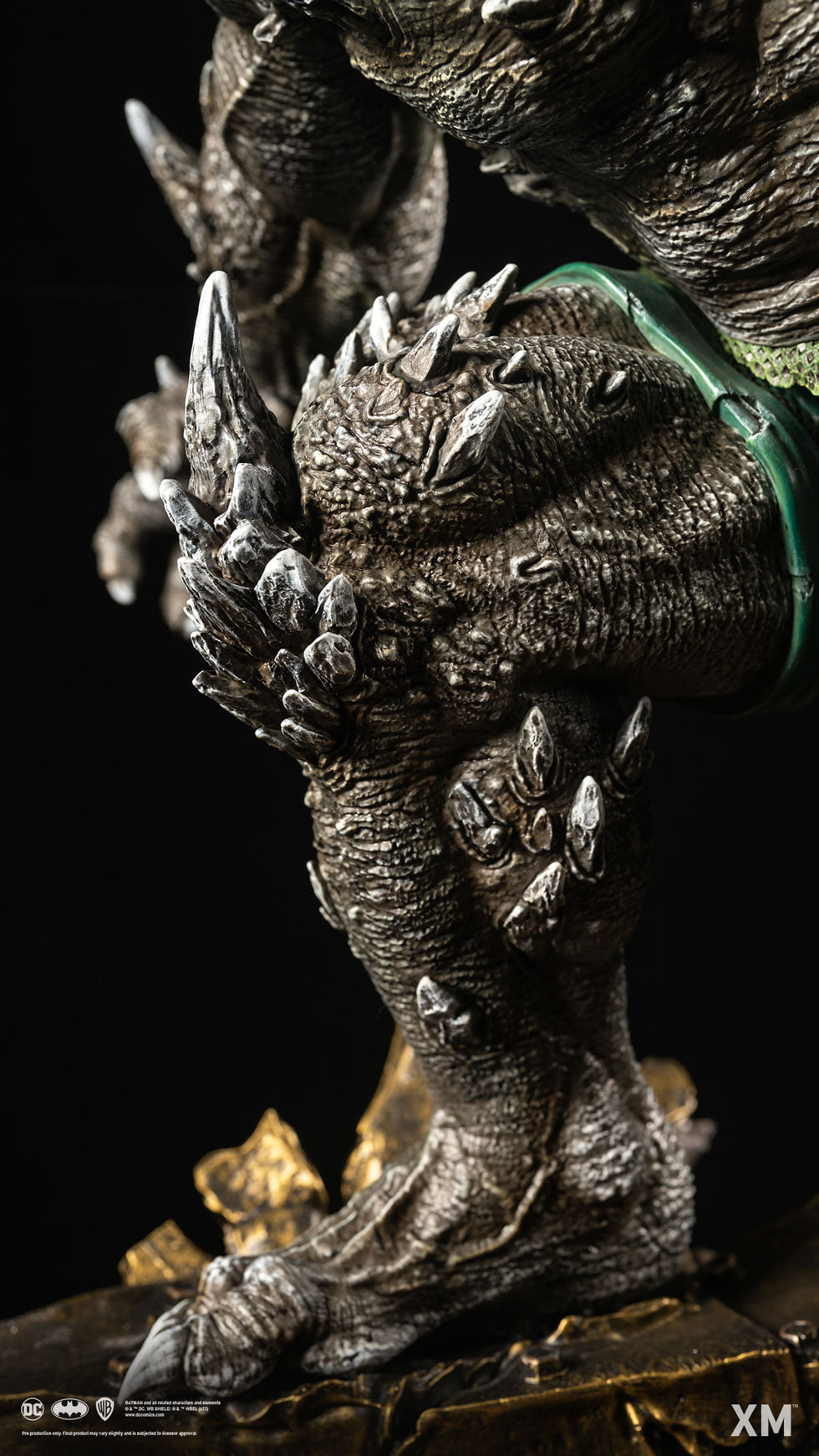 XM Studios Doomsday 1/6 Scale Statue Cosmic Chase Collectibles Pte. Ltd.