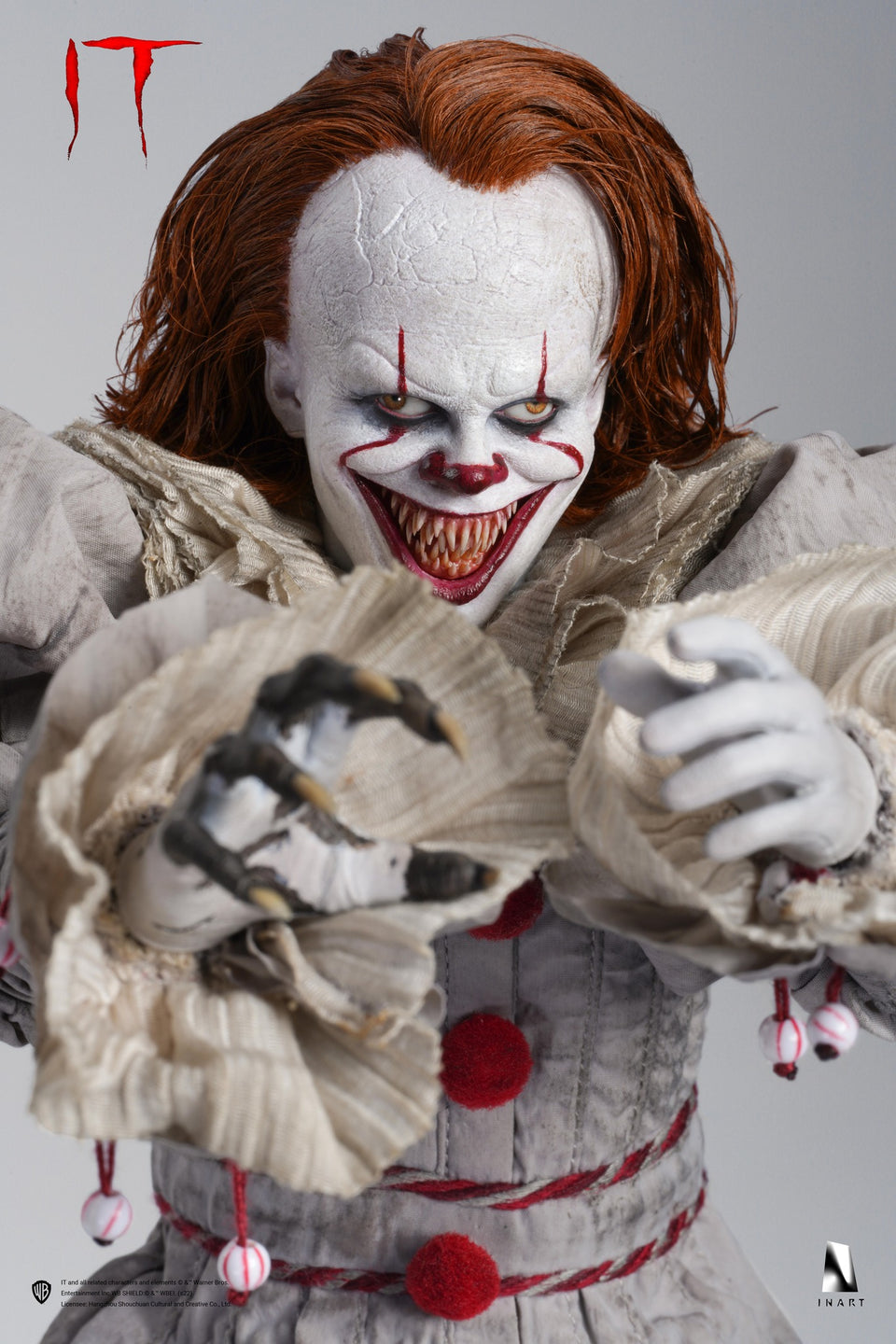 Queen Studios INART Pennywise 1/6 Scale Statue