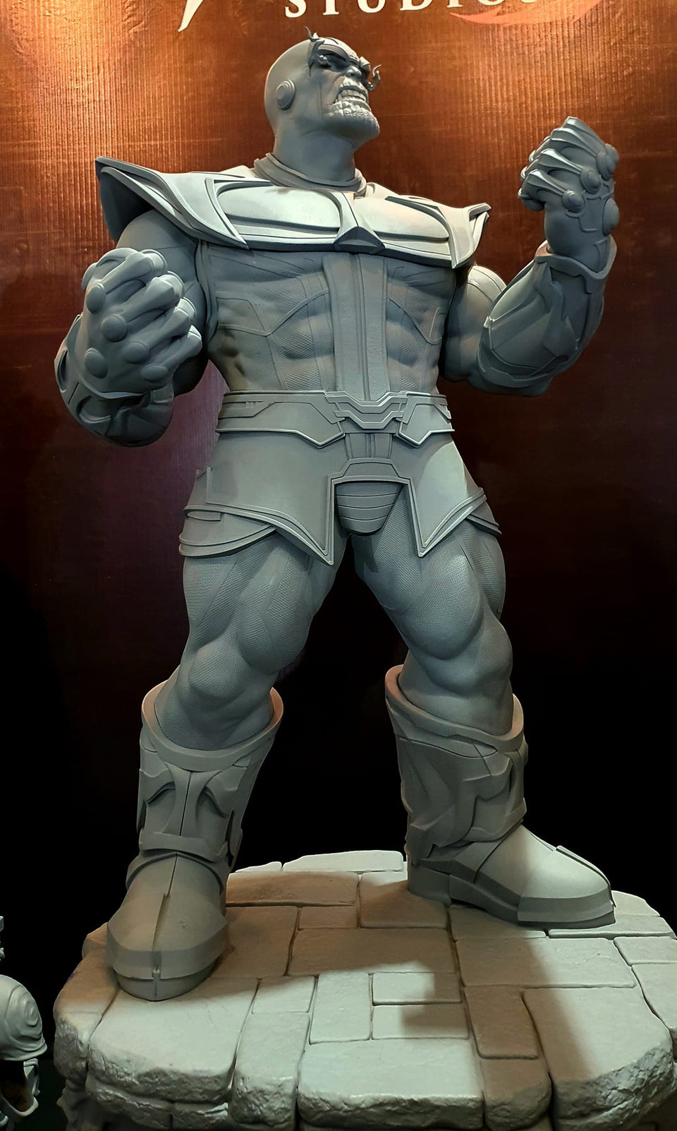 LBS / XM Studios Thanos 1/3 Scale Statue