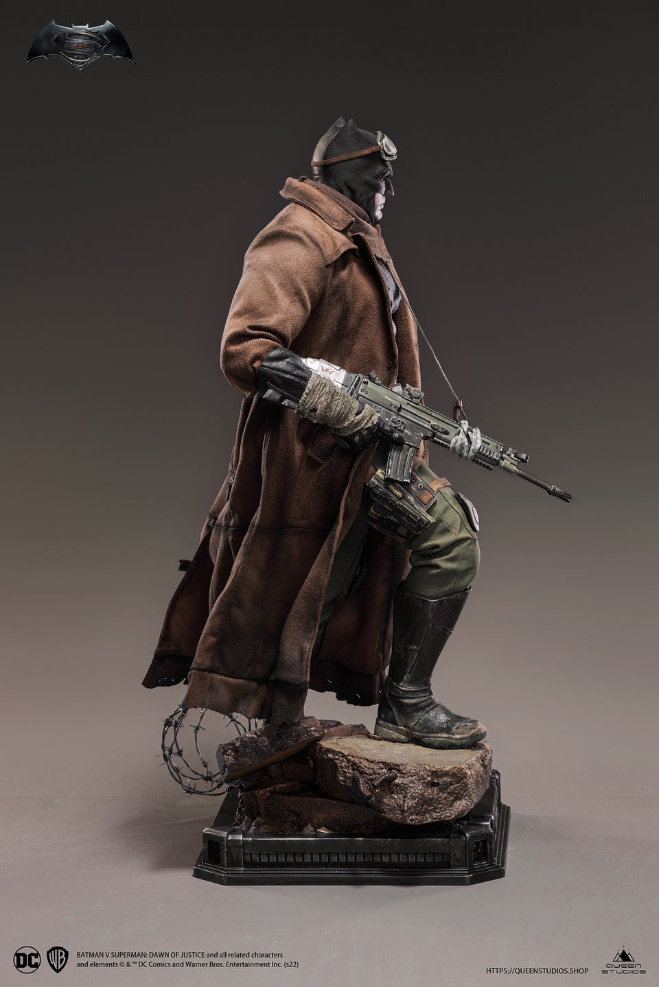 Queen Studios Knightmare Batman 1/4 Scale Statue