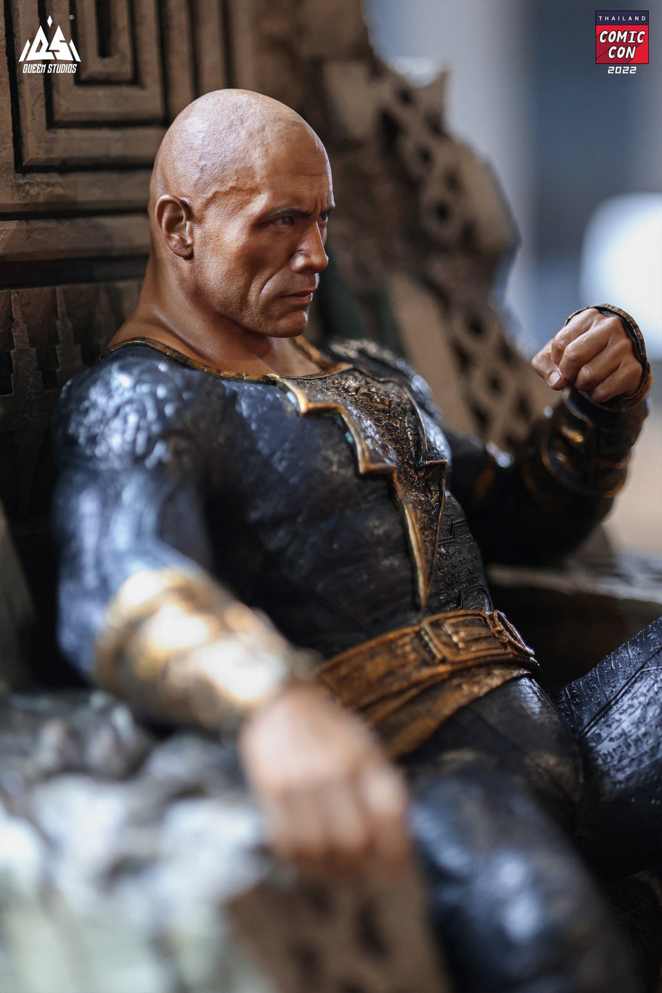 Queen Studios Black Adam On Throne 1/4 Scale Statue