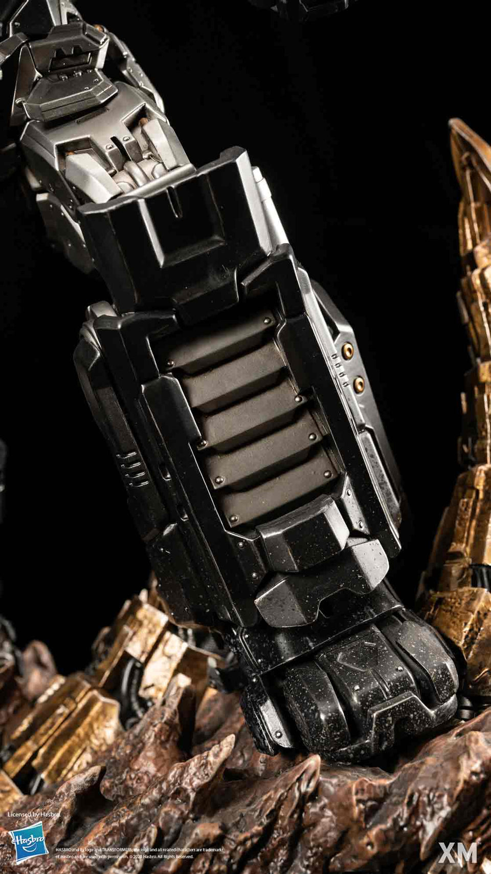 XM Studios Nemesis Prime (Transformers) (Exclusive) 1:10 Scale Statue